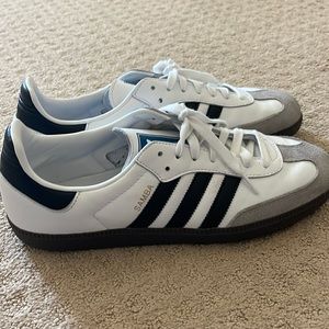 Adidas Sambas size 9 1/2 men’s